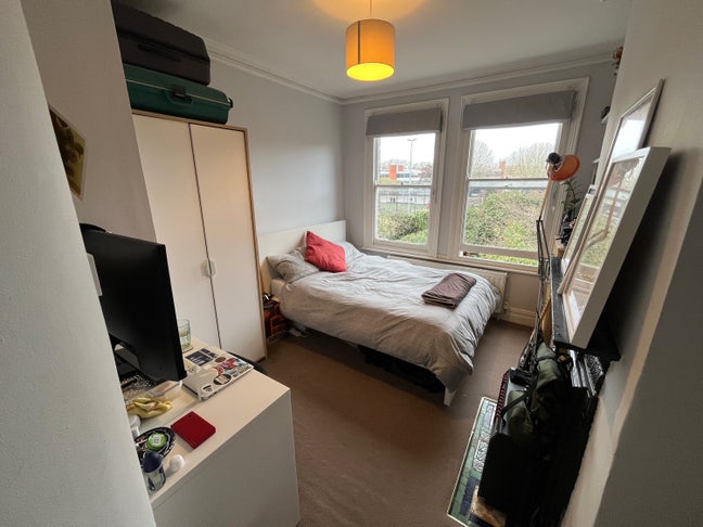 Double Room with Balcony in Crouch End Main Photo