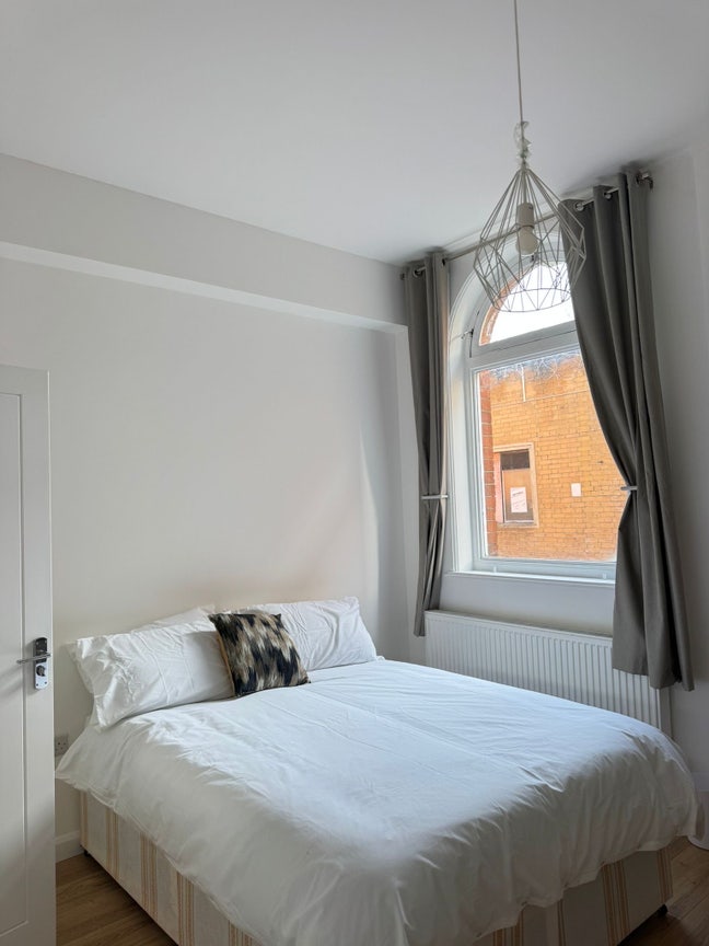 1 Ensuite Large Bedroom in Holloway Road  Main Photo