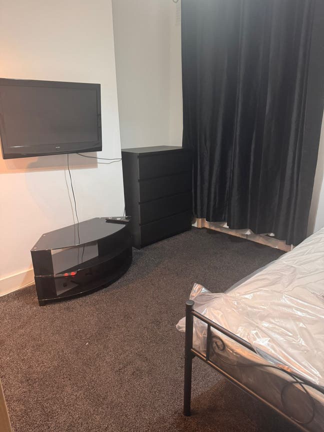 Single Room Ad (Budget-Friendly) Main Photo