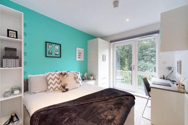 Tenancy take over Main Photo