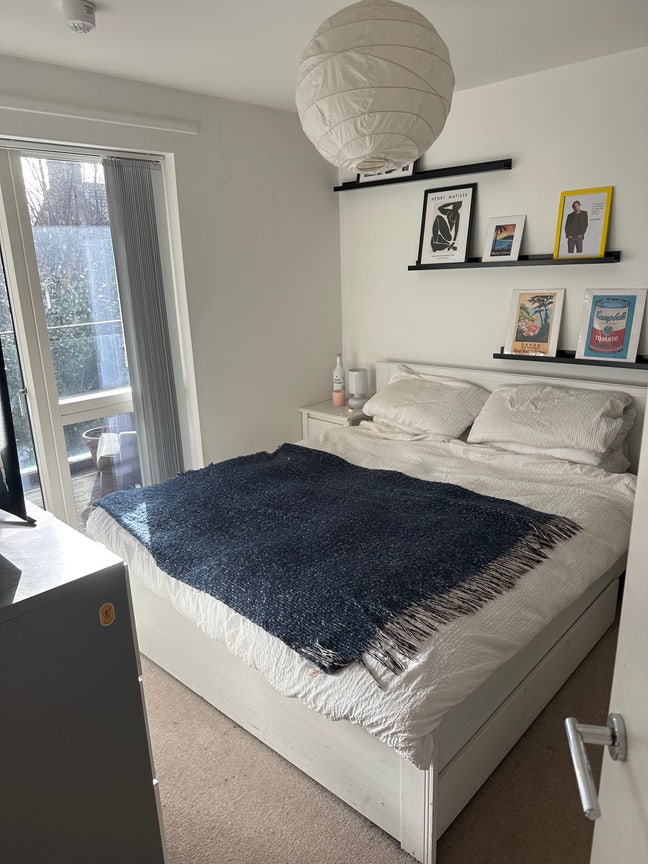 Double Room with Balcony by Burgess Park Main Photo