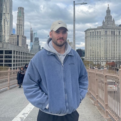 28, Single, Medical Sales, New to London  Main Photo