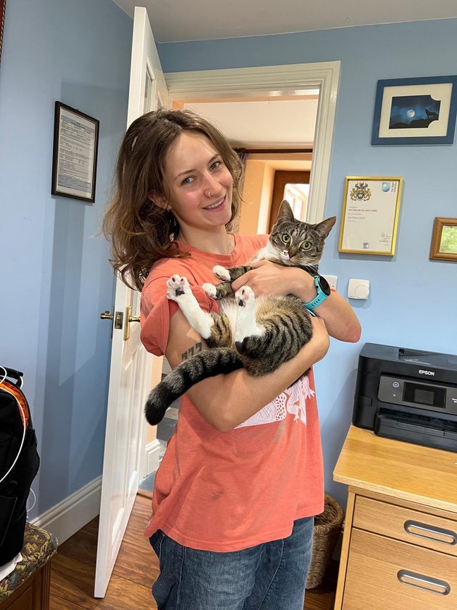 Looking for a friendly house share :) Main Photo