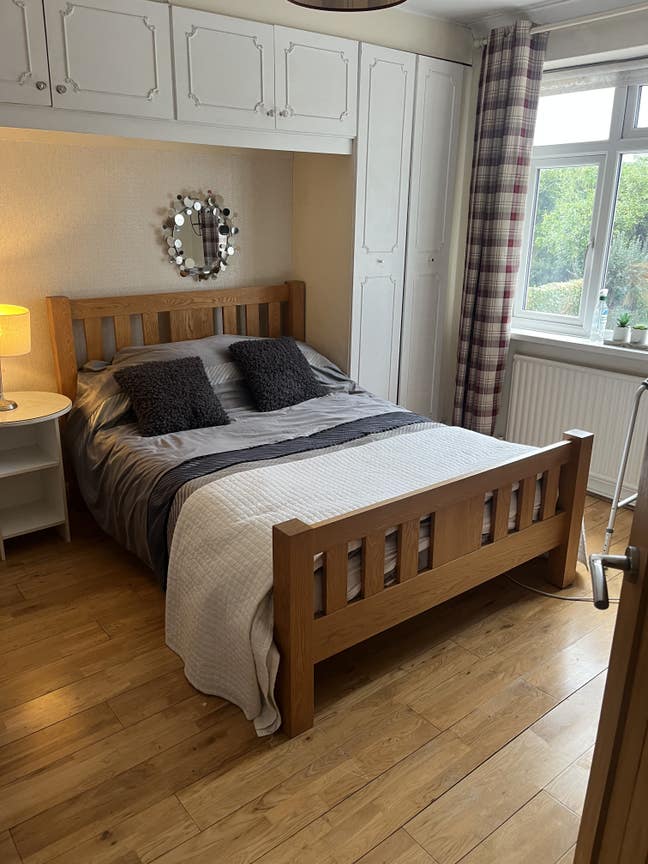 Comfortable double room for single occupancy  Main Photo