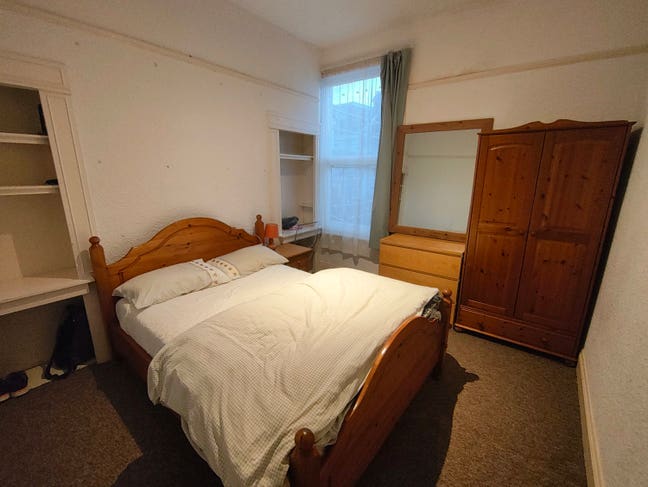 Student Double Room  Main Photo