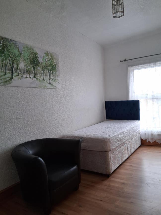 Double Room to let Main Photo