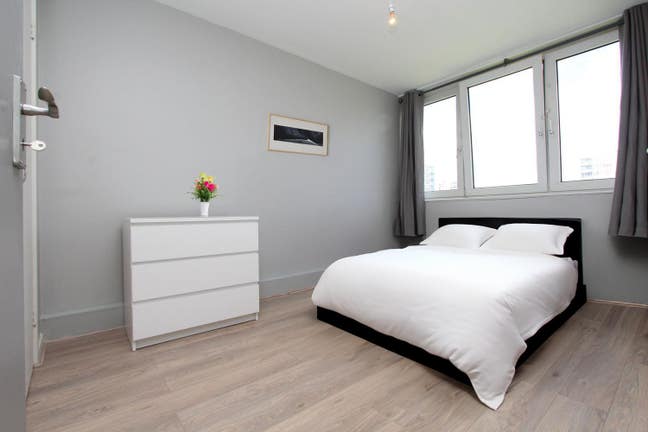 4 Beautiful Rooms 10 Mins Away from Canarywharf Main Photo