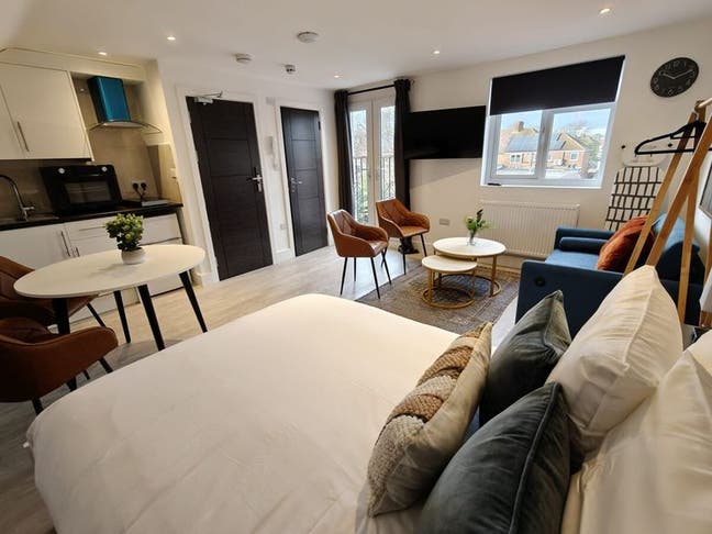 Beautiful Studio in East Acton  Main Photo