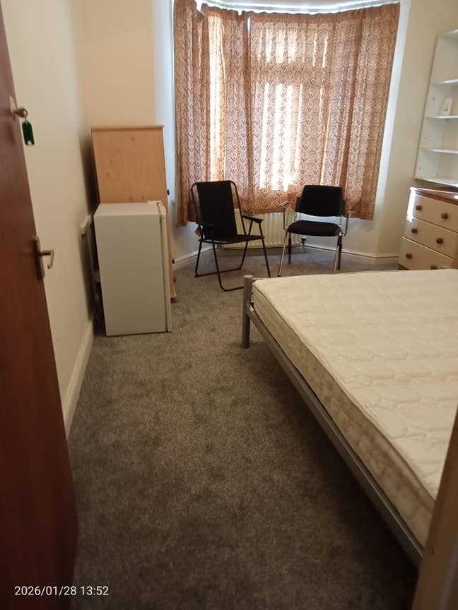 Double room with own shower and toilet. (Ref.CS1) Main Photo