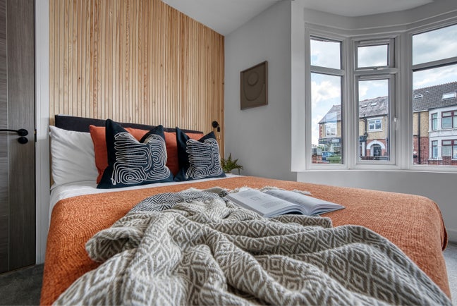 Beautiful Hilsea ensuite luxury room with parking  Main Photo