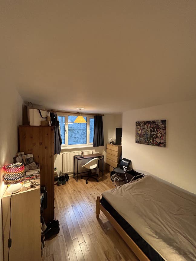 Room to rent  in Paddignton Main Photo