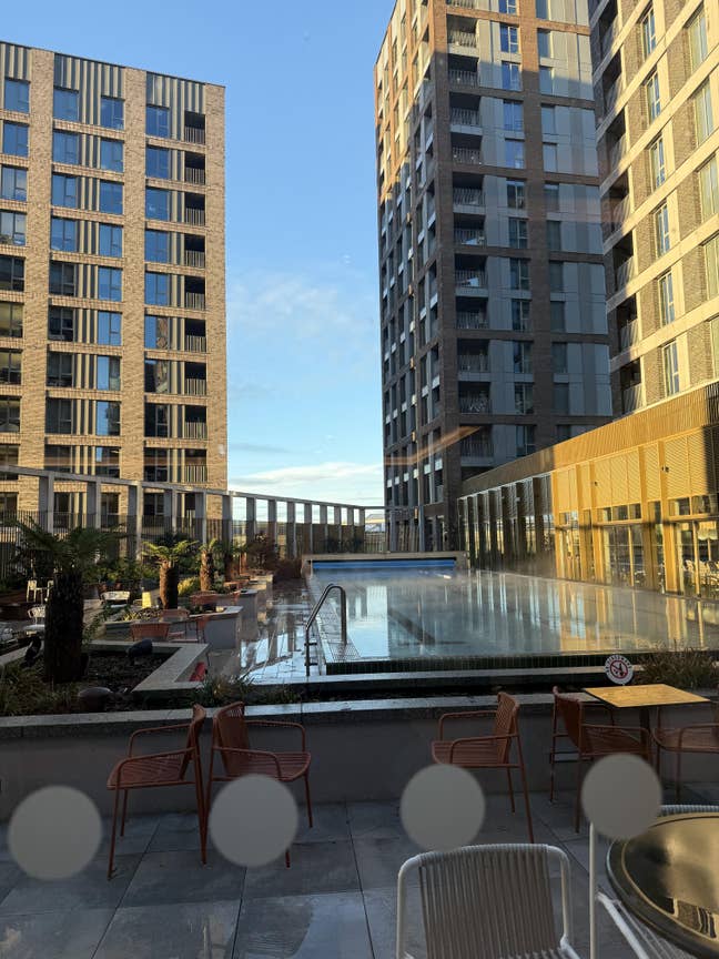 Double Bedroom Available in Wandsworth Town  Main Photo