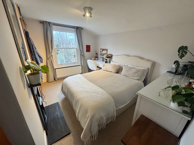 Double Room available March 1st East Dulwich  Main Photo