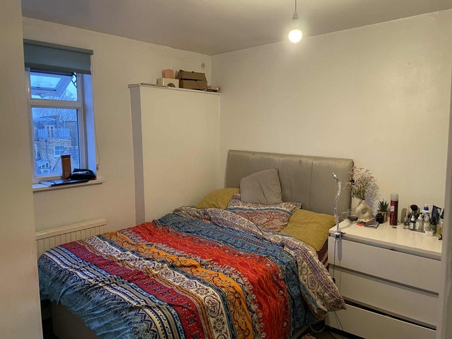 Lovely Bright Double Room – Ideal for Single Use Main Photo
