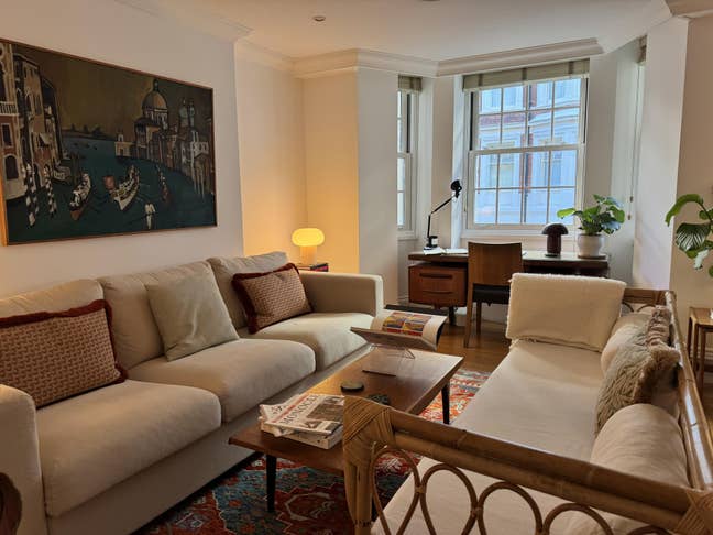 Fitzrovia Fully Furnished All-Inclusive Room Main Photo