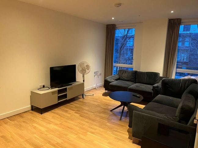 En-suite Room near Olympic Park Main Photo