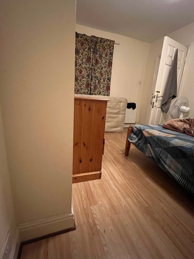 Fully furnished rooms available in a good location Main Photo