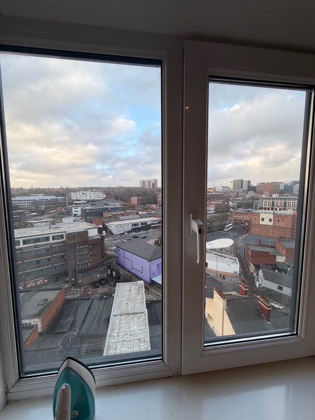 City Centre En- Suite Room Modern Apartment 525pcm Main Photo