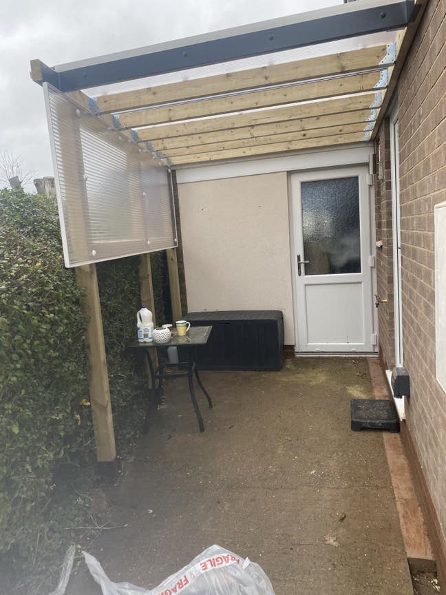 Double room with en-suite for single occupancy  Main Photo