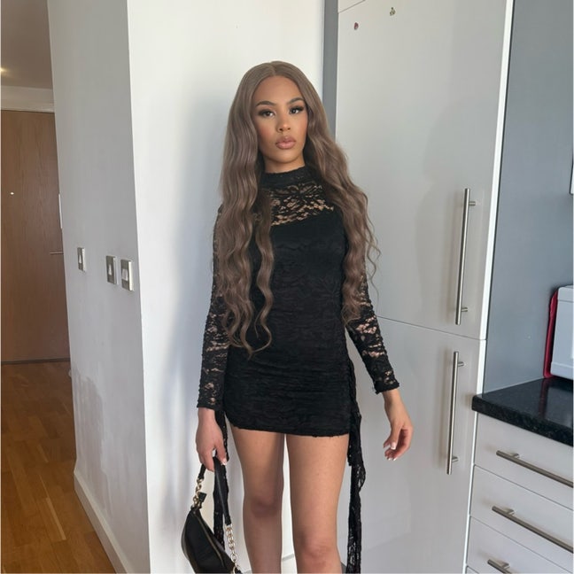 Looking for a flatmate to buddy up with and s... Main Photo