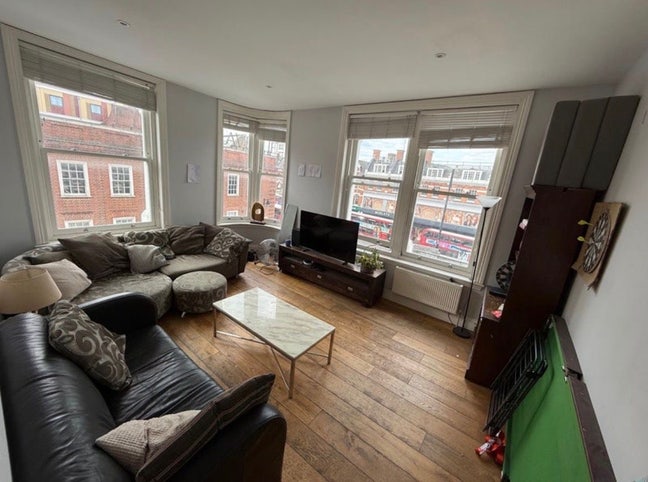Three Rooms in Brixton flat-share  Main Photo