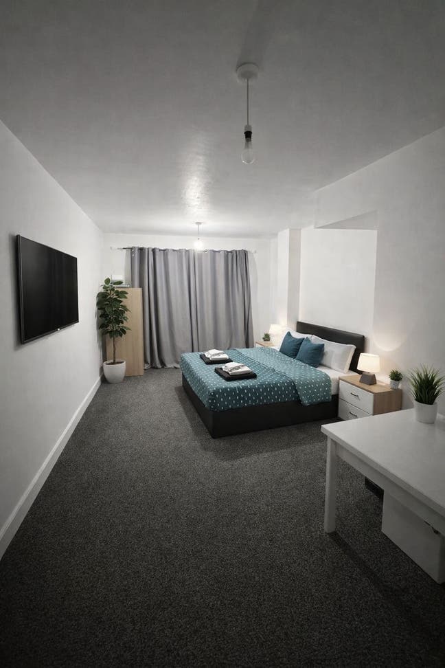 Room to Rent in  RM12 Main Photo