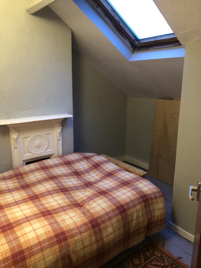 Excellent Location, Great House. Main Photo