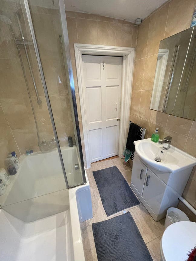 Short term rent in 5 bed house share in Clapham Main Photo