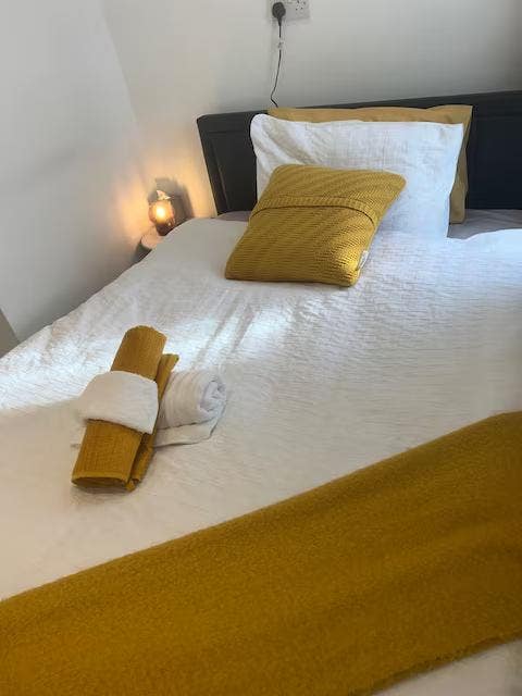 Gorgeous One   bedroomed Annex   Main Photo