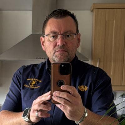 Professional looking for a laid back environment  Main Photo