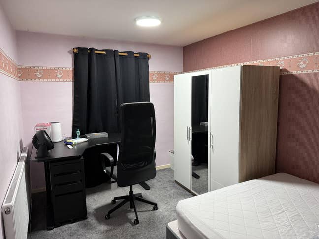 1 room available near Warwick uni with parking  Main Photo