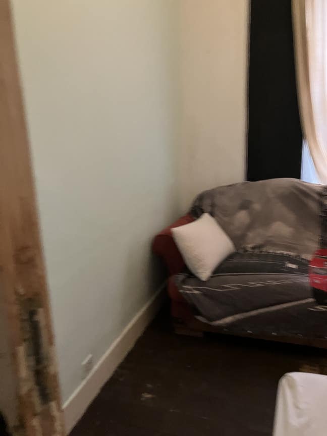 Very large  room to rent 650 all bills included Main Photo