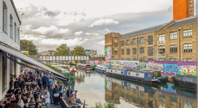 Hackney Central large Double available now!! Main Photo