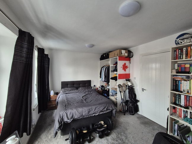 En-Suite Professional Executive Rooms in Chorlton Main Photo