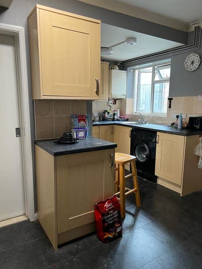  Studio  Room  in  Thatcham  RG18  Main Photo