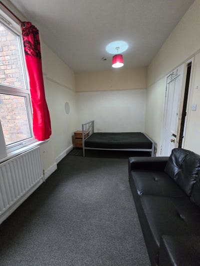 Furnished Double bedroom available for Rent Main Photo
