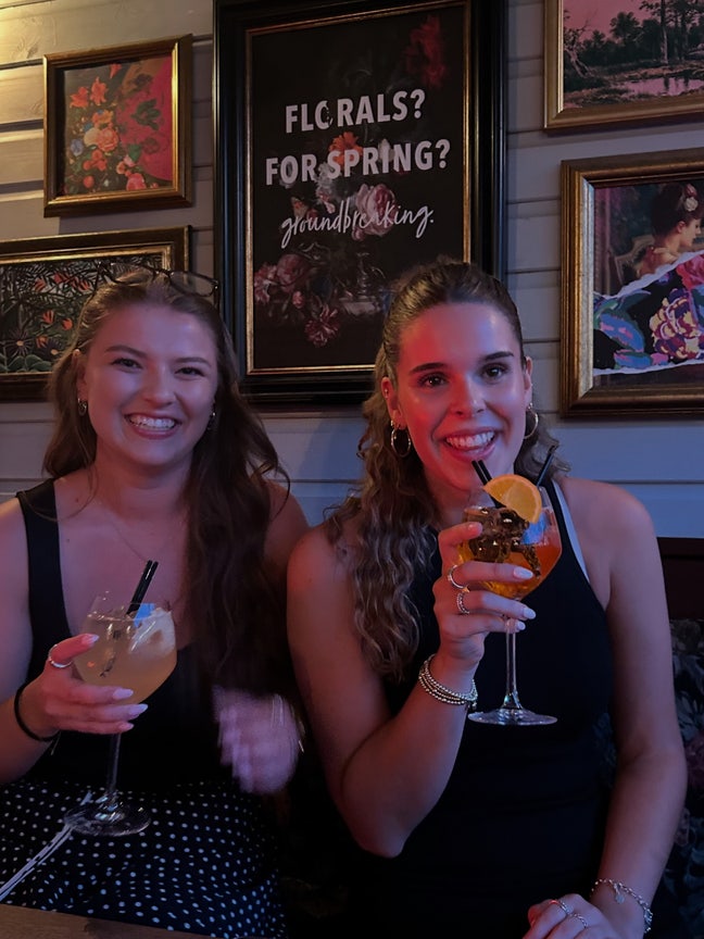 Hii, I’m 22 and I will be coming back to Ma... Main Photo