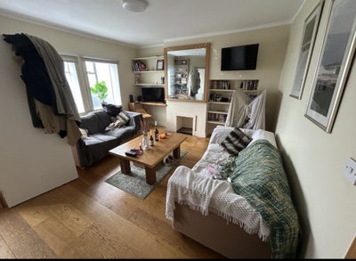 Beautiful Bright Single Room &pound;670 inc All Bills Main Photo