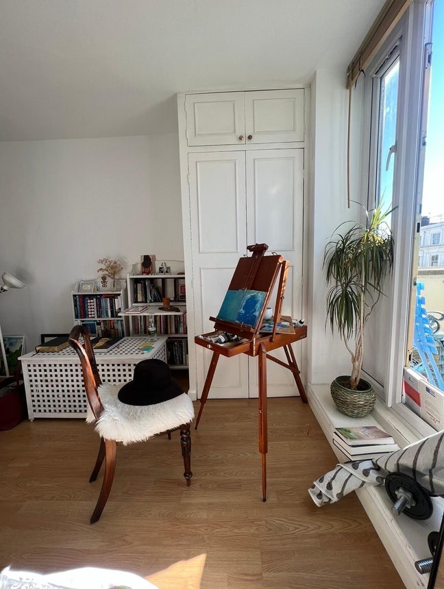 1-bed Notting Hill flat & balcony | Bills included Main Photo