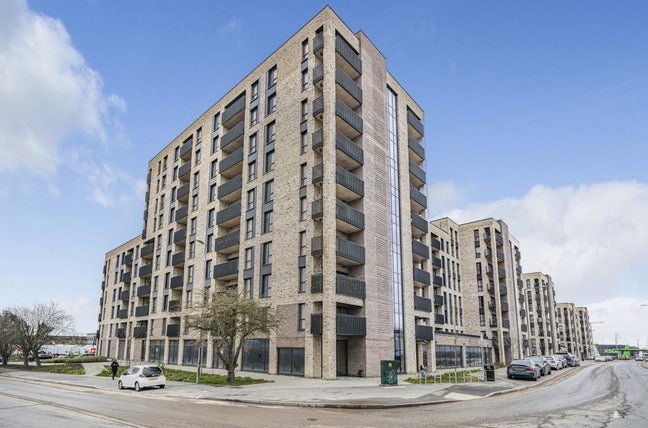 Spare Room to Rent in Dagenham, RM9. Bills Incl. Main Photo