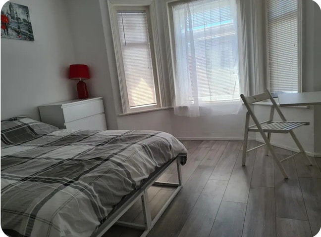 Double room with underfloor heating. All incl Main Photo
