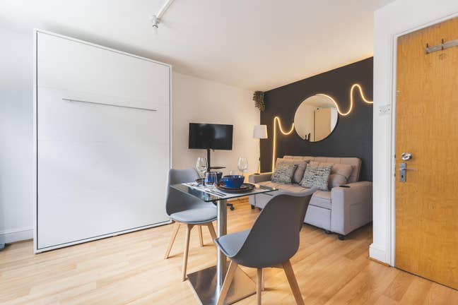 Studio Apartment in Islington,  All Bills Included Main Photo