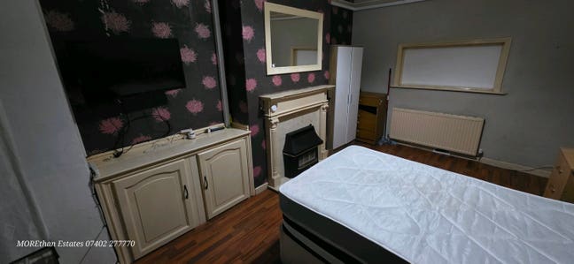 Rooms in Salford, Near Uni, Transport Amenities  Main Photo