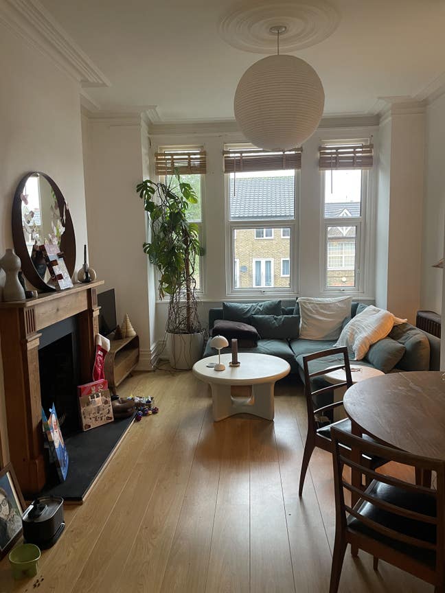 Single room available in 2-bed Muswell Hill flat Main Photo