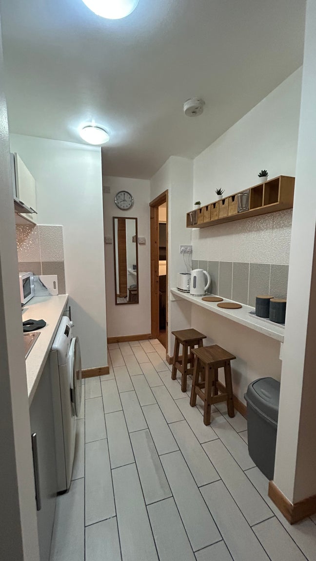 Flat for rent Main Photo