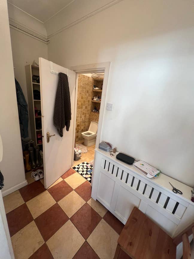 Short Let One Bed Room Flat, Available  Main Photo