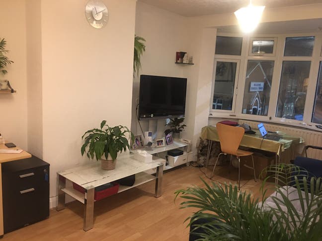 Nice  Single Room Main Photo