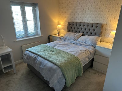 Newly refurbished room Main Photo