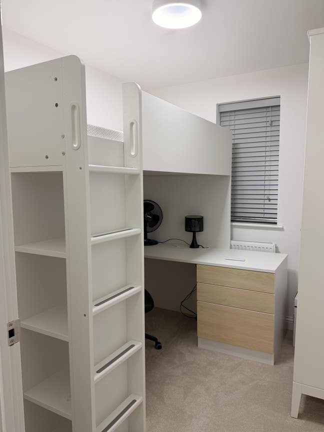 Single Room – Female Student | Meals Included Main Photo