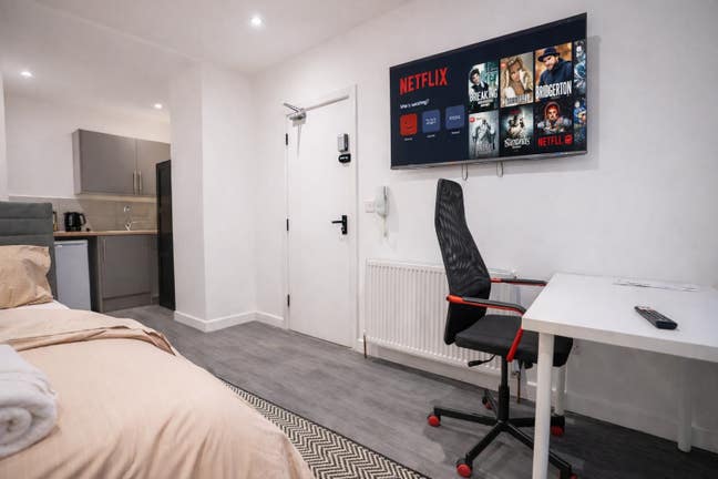 Newly Refurbished home to rent in Folkestone Main Photo